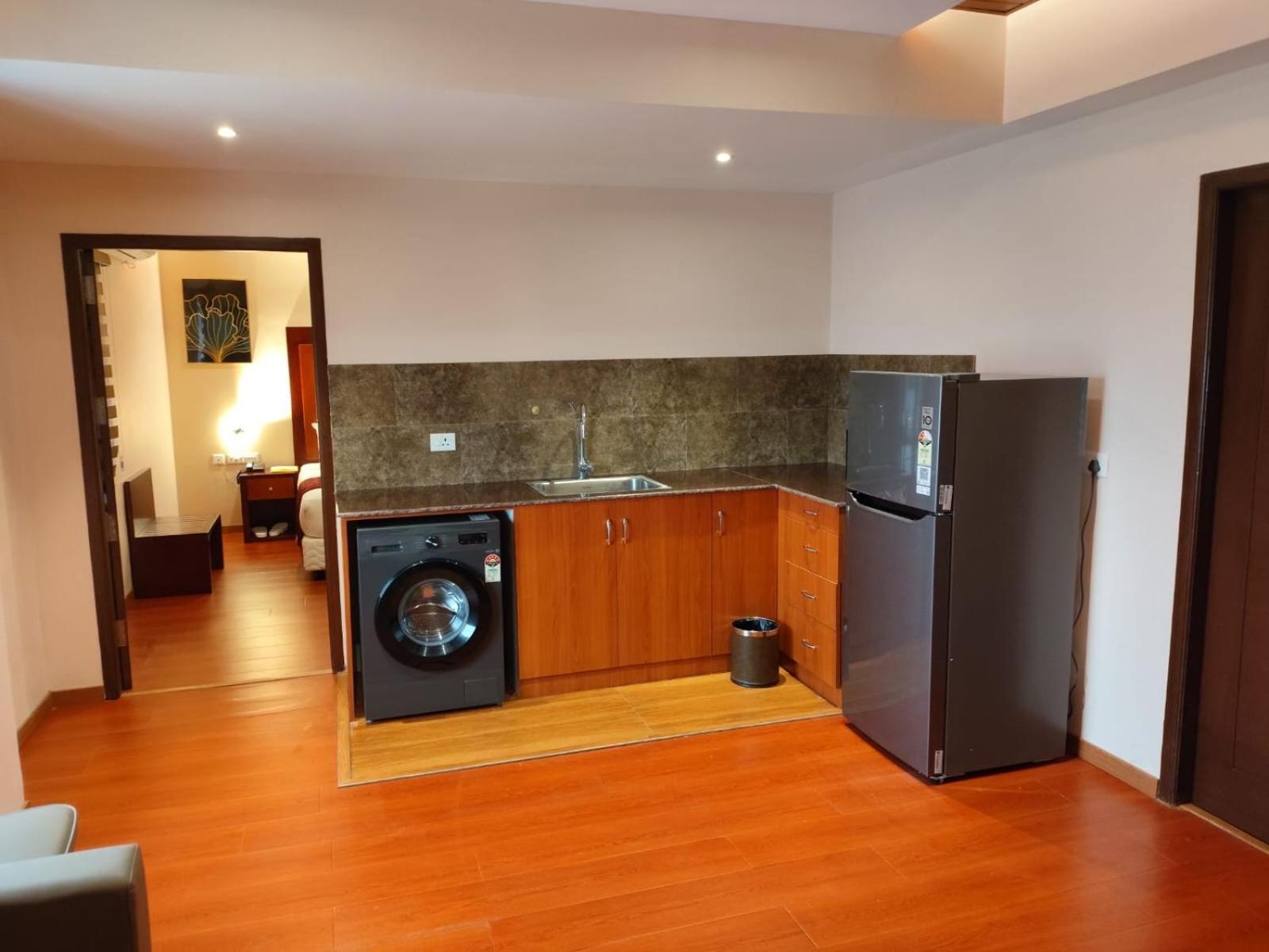Park Avenue Hotel & Apartments Trichy Tiruchirappalli المظهر الخارجي الصورة