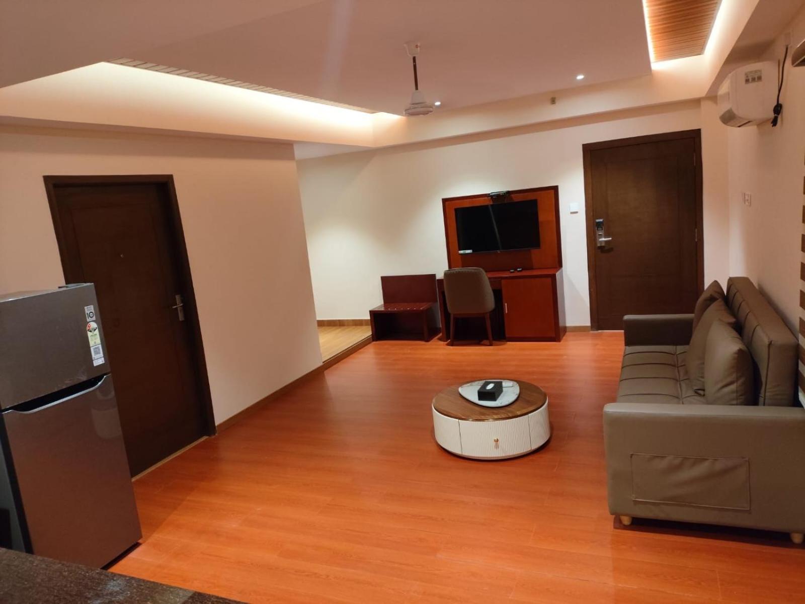 Park Avenue Hotel & Apartments Trichy Tiruchirappalli المظهر الخارجي الصورة